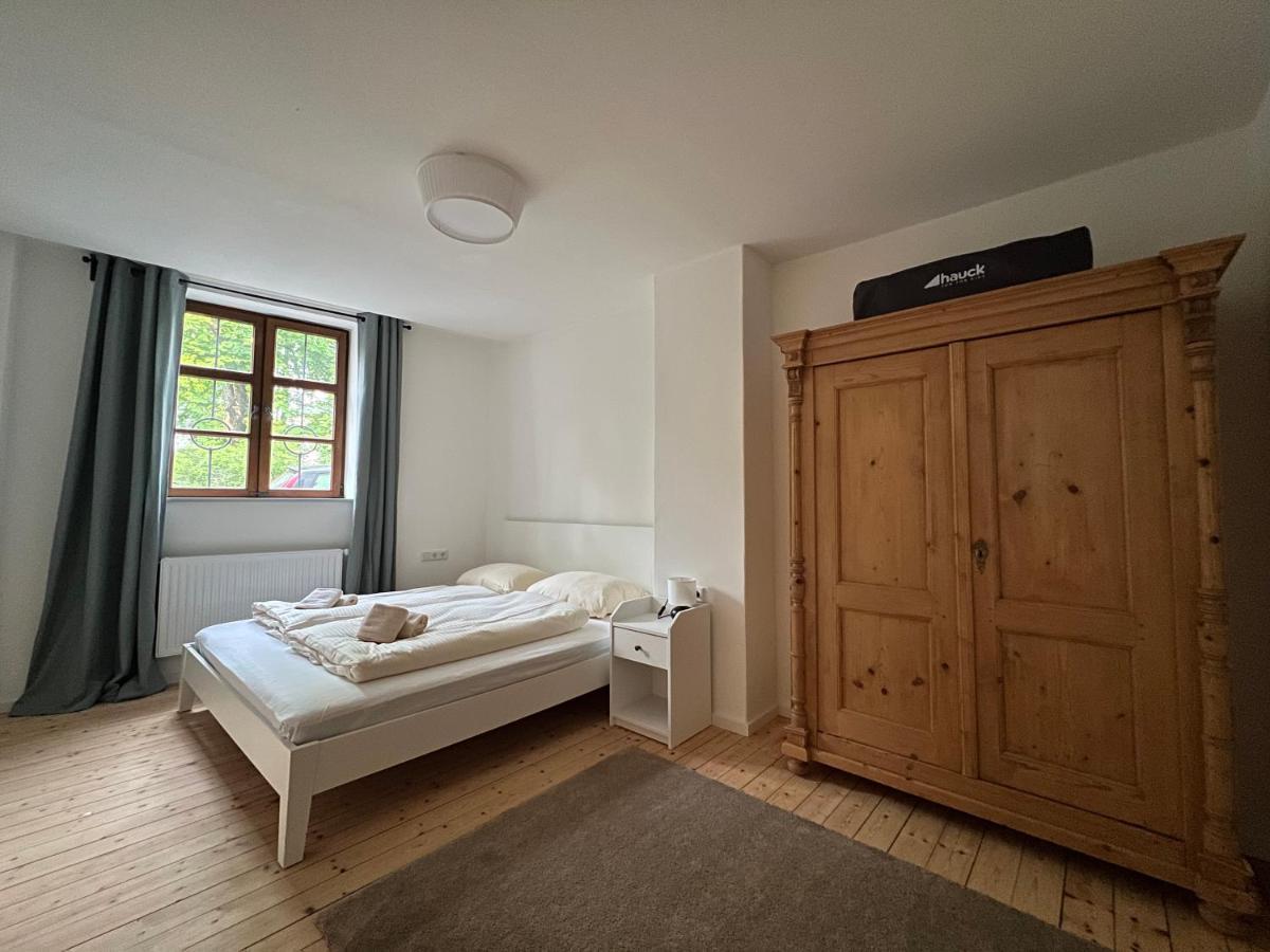 Ferienwohnung Liboria I Wohnen Im Denkmal Augsburgs Exterior foto